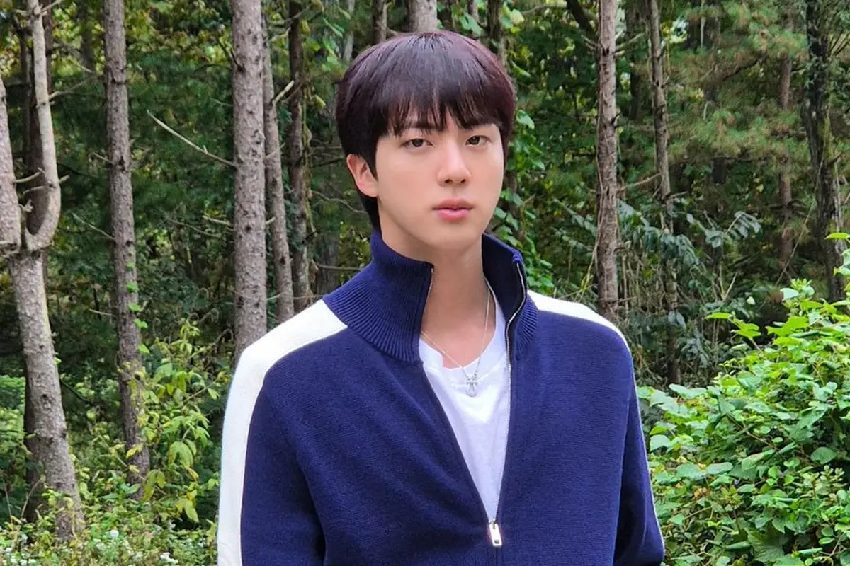JIN BTS