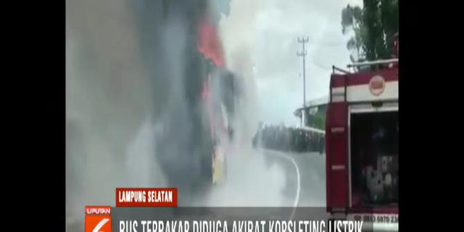 Diduga Korslet, Bus Damri Rute Lampung-Ponorogo Terbakar