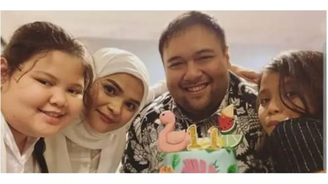 Dikabarkan Dekat dengan Cita Citata, Ini 8 Potret Kebersamaan Didi Mahardika dan Istri