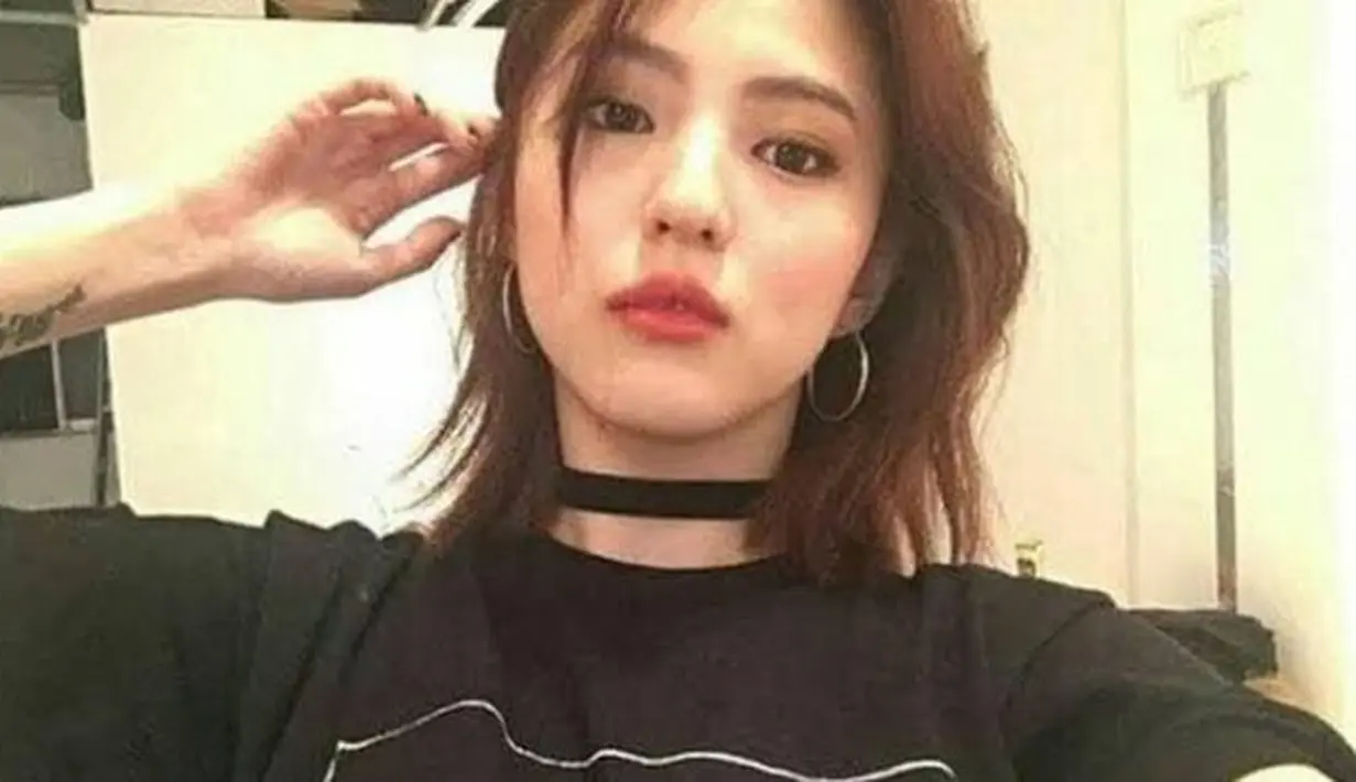 Dalam sebuah kesempatan Han So Hee menyebut jika foto-foto itu diambil tiga atau empat tahun lalu. (Foto: Naver/channel-korea/koreaboo/jje)