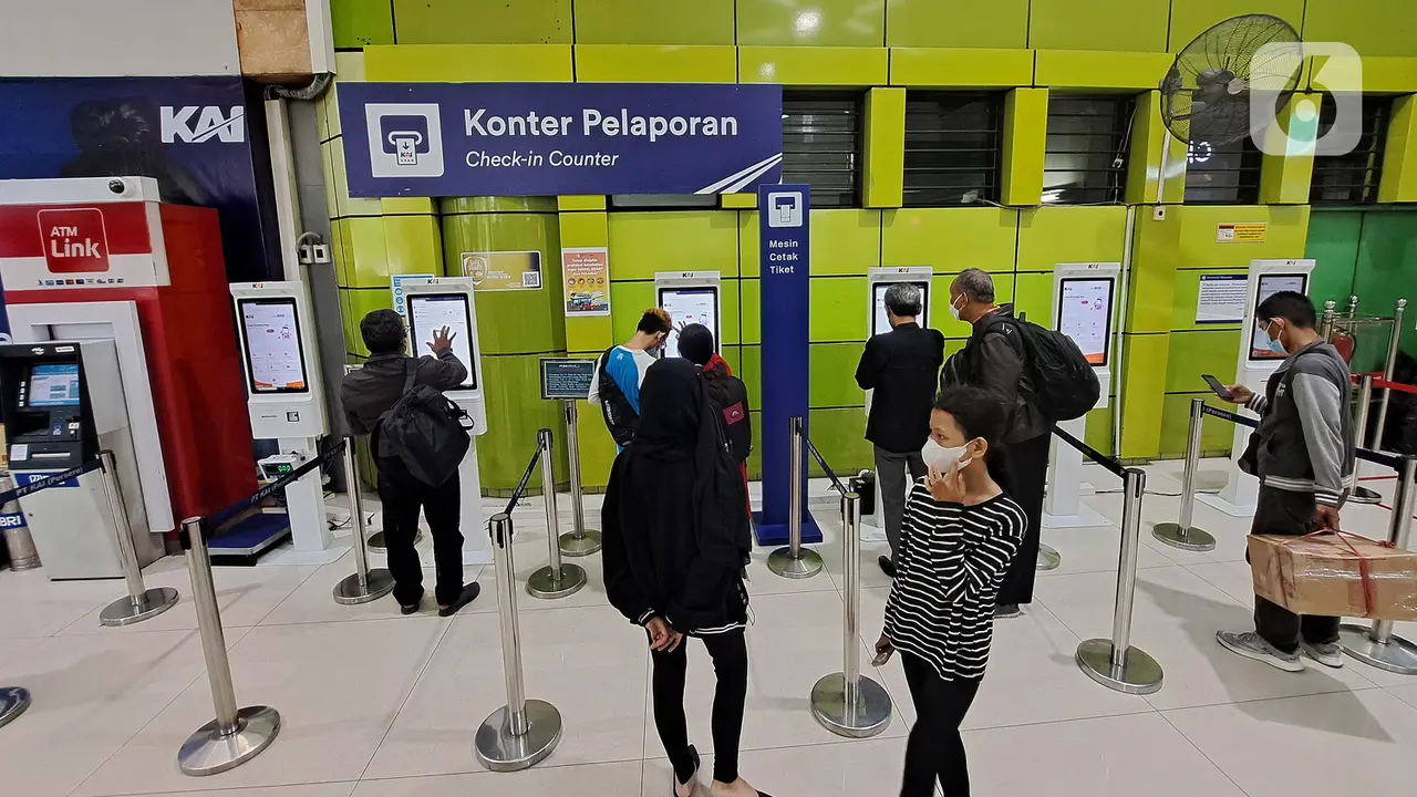 Persiapan Angkutan Kereta Api Jelang Libur Natal dan Tahun Baru