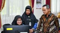 Pantau Pelaksanaan SPMB 2025 di Semarang, Wamendikdasmen Fajar: Berjalan Baik dan Lancar