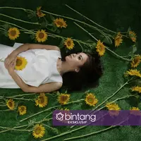 "Tempat aku bereksperimen dan menyalurkan segala persepsi-persepsi yang aku punya terhadap bakat aku dan itu tempat aku hidup, tempat aku berkembang jadi manusia yang lebih dewasa," ujarnya beberapa waktu lalu. (Bambang E. Ros/Bintang.com)