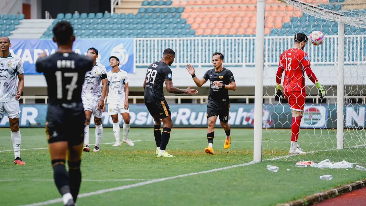 Egy Maulana Vikri - Dewa United Vs PSS Sleman di BRI Liga 1 2024/2025