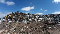 Ilustrasi limbah, sampah. (Image by vkingxl from Pixabay)