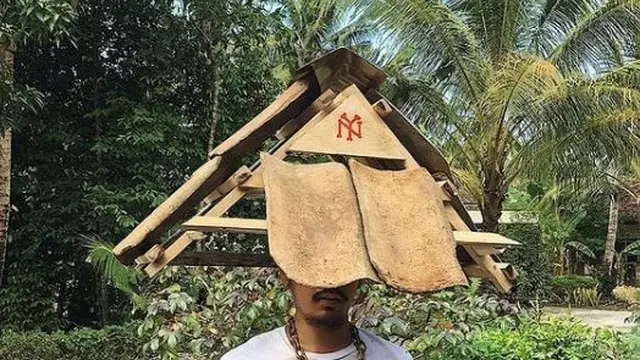6 Topi dengan Desain Anti-Mainstream Ini Absurd, Bikin Heran