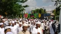 Memperingati 10 hari terakhir bulan Sya'ban, ribuan orang mengikuti acara haul dan ziarah kubro (besar) 1435 H di Palembang.