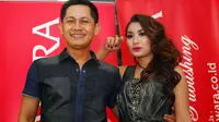 Fitri Carlina dan suami, Hendrawan Sumendap [Foto: Miftahul Hayat/Liputan6.com]