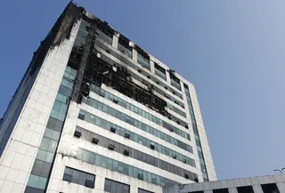 Kebakaran Gedung Bapenda DKI. (Liputan6.com/ Dimas Ramadhan Wicaksana)