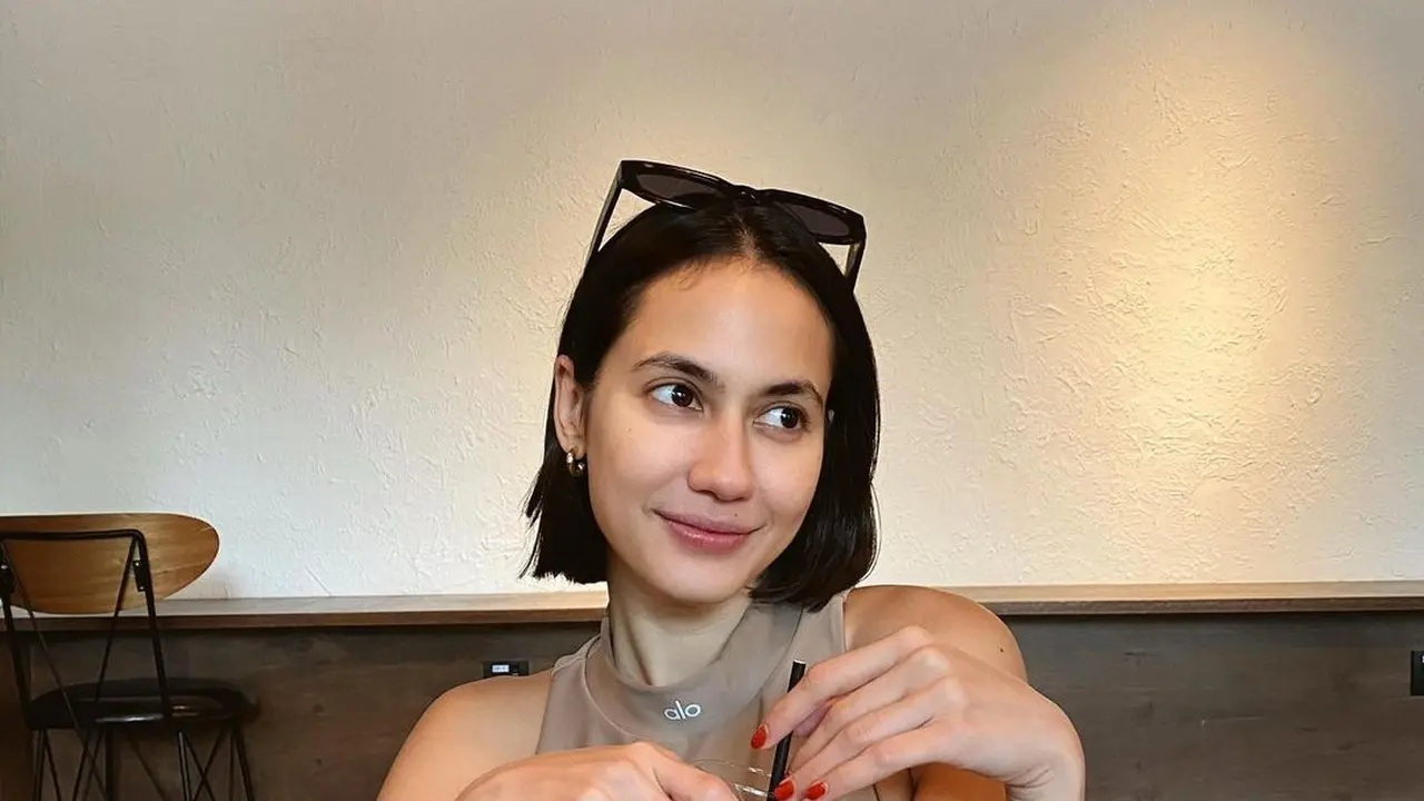 Pevita Pearce (https://www.instagram.com/p/CmSn7Kuv3Ex/)