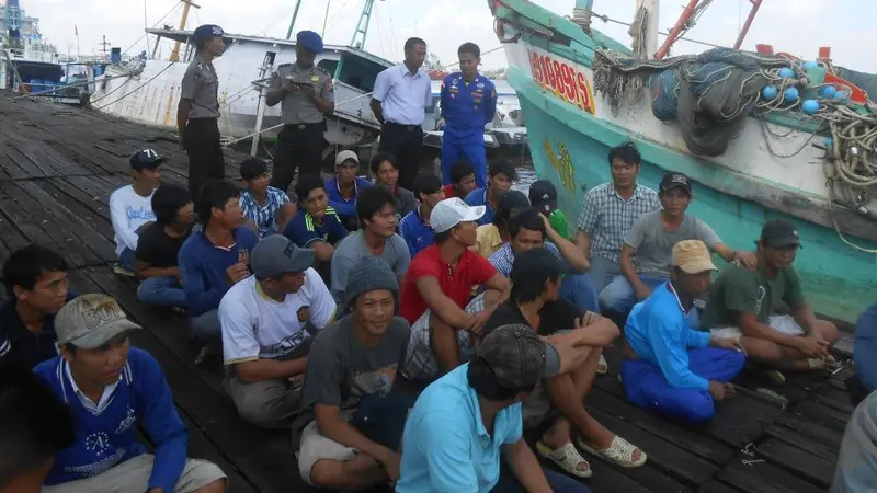 20150701-kapal vietnam-pencurian ikan-pontianak