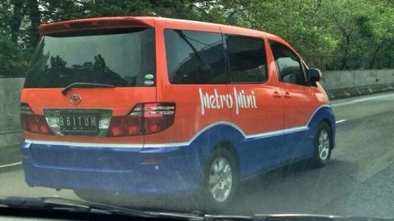 metromini-alphard-140220b.jpg