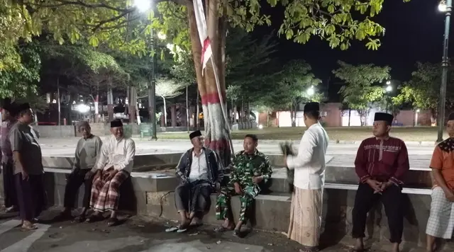 Situasi Pati Saat Massa Bergerak ke DPR, Kapolresta Dekati Warga