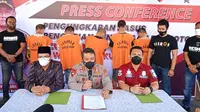 Laoli didampingi Kasatreskrim Polresta Manado Kompol Taufiq Arifin, Kamis (21/10/2021).