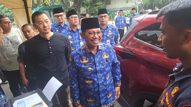 Wali Kota Tangerang, Sachrudin.