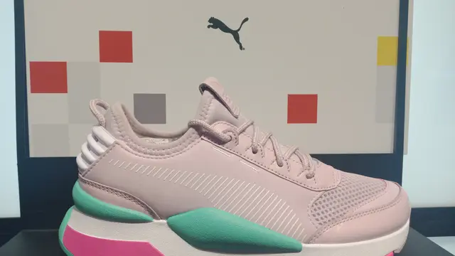 Makin Kece dengan Sneakers Future Retro dari Puma