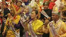 Peserta Liga Dangdut Indonesia dari daerah Sulawesi dan Gorontalo membawakan lagu saat jumpa pers di SCTV Tower, Jakarta, Jumat (12/1). (Liputan6.com/Herman Zakharia)