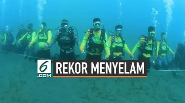 578 penyelam yang mengikuti pelaksanan pemecahan rekor dunia berhasil memecahkan rangkaian penyelam terpanjang di bawah air yang di laksanakan di Pantai Manado, tepatnya di Kawasan Mega Mas.