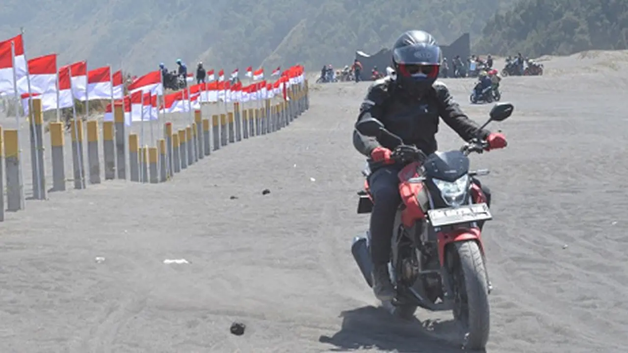 Honda CB150R StreetFire