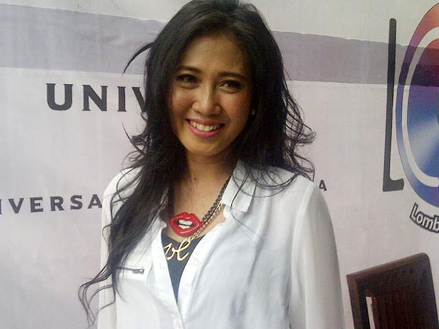 Ayah Erie Suzan Meninggal Dunia Showbiz Liputan6 Com