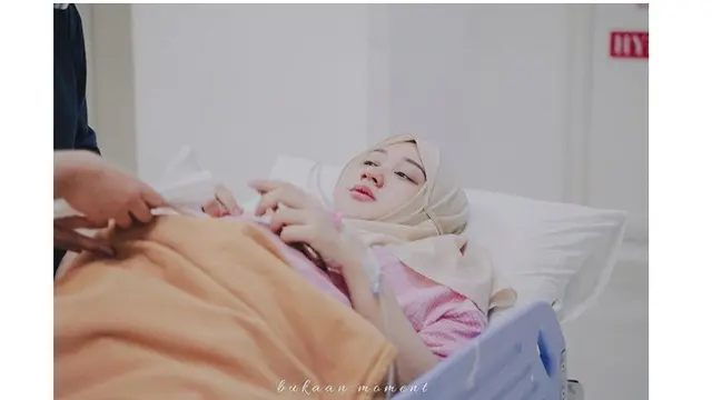 Dian Pelangi Lahirkan Anak Pertama, Ini 8 Momen Perjalanan Kehamilannya