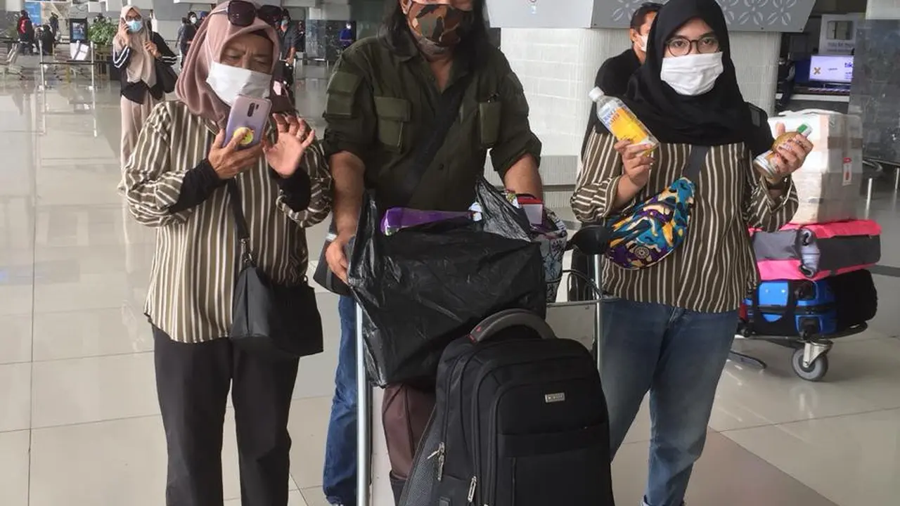 Kisah Asnur Sekeluarga Batal Terbang Pakai Sriwijaya Air SJ 182 karena Swab Test PCR
