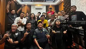 Hasrat Bermusik Tak Pernah Mati, ketika Bapak-bapak Tak Berhenti Ngeband