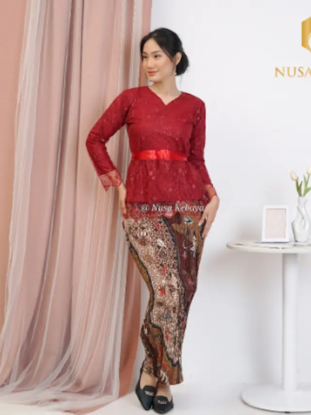 Series Kebaya Aurora Tile By Nusa Kebaya