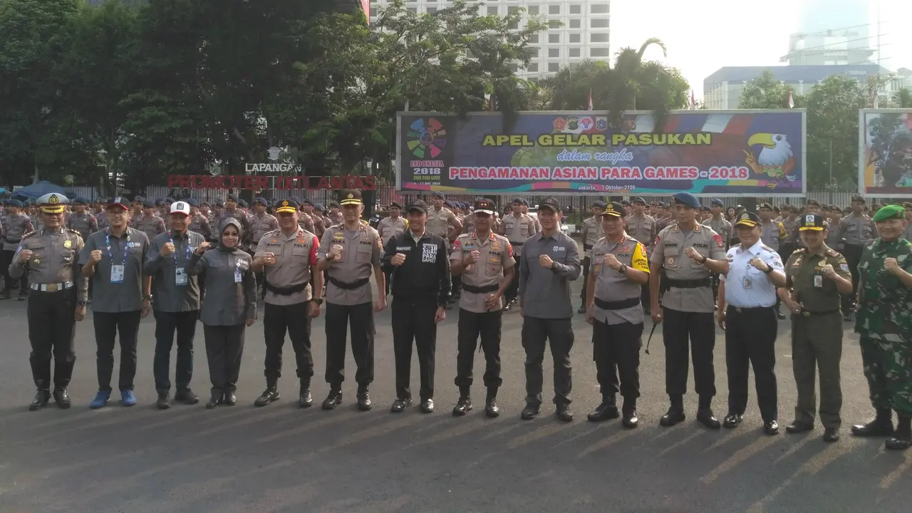 Apel gelar pasukan 'Operasi Among Raga 2018 untuk pengamanan Asian Para Games 2018 di Lapangan Promoter Ditlantas Polda Metro Jaya.