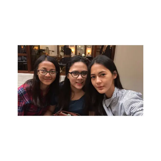 Jarang Terekspos, Ini 6 Potret Mizheel Adik Bungsu Paula Verhoeven