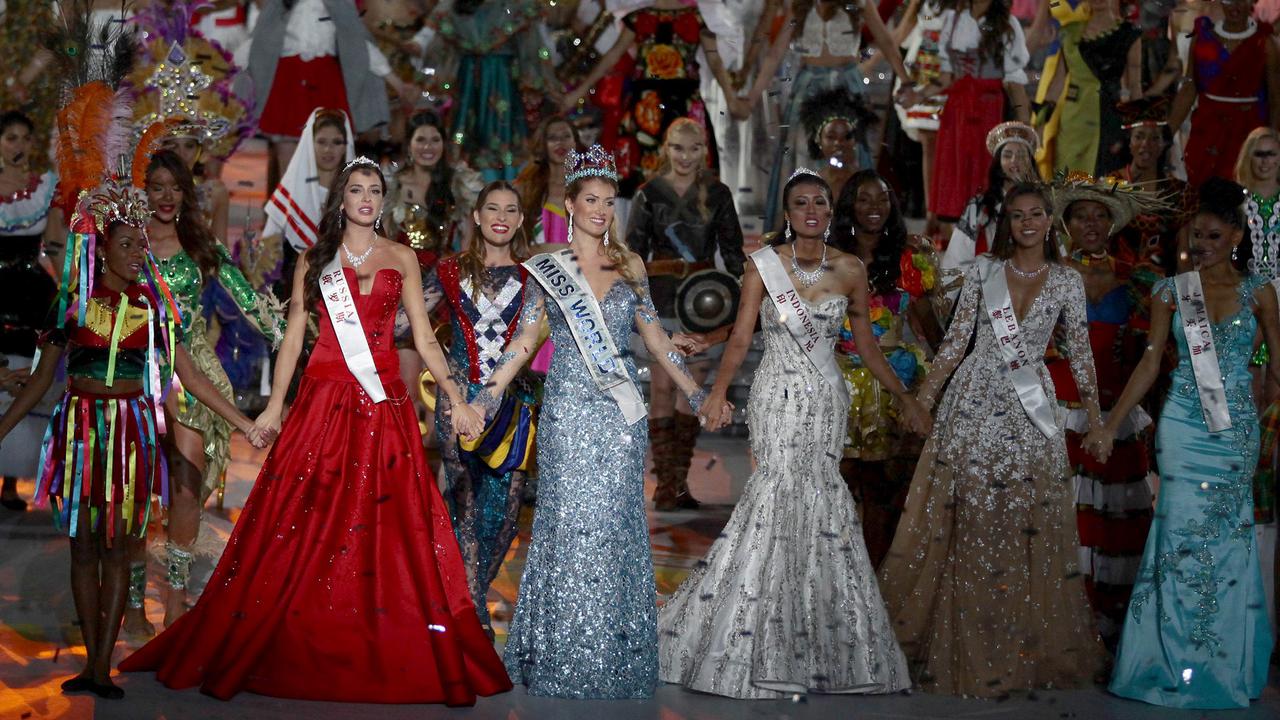 20151220-Kecantikan Maria Harfanti Megantarkannya Menjadi Juara Ketiga Miss World 2015
