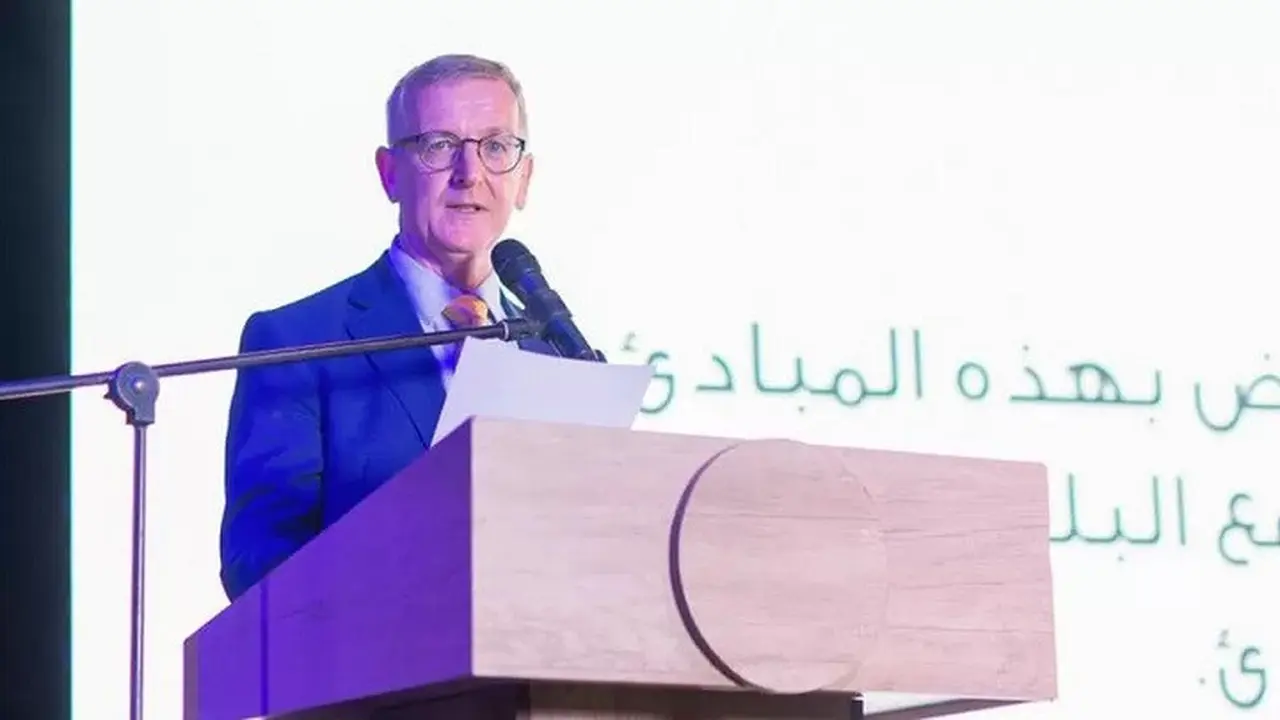 Duta Besar Uni Eropa untuk Sudan Aidan O'Hara diserang di kediamannya di Khartoum. Diplomat Irlandia itu dilaporkan tidak terluka parah. (Dok. Facebook European Union in Sudan)