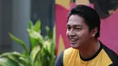 "Itu malah yang buat relasi jadi ga sehat. Di sini saya coba ngasih ke penonton bahwa jomblo tetap happy," tambah Hanung. (Deki Prayoga/Bintang.com)