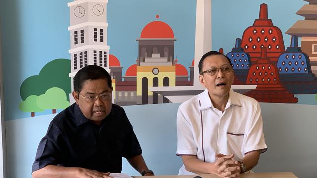Mantan Sekretaris Jenderal (Sekjen) DPP Partai Golkar Idrus Marham saat menggelar jumpa pers bersama perwakilan sejumlah Tokoh Senior Golkar. (Liputan6.com/Delvira Hutabarat)