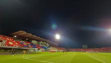 Suasana terbaru Stadion Kapten I Wayan Dipta beberapa waktu lalu. Bali United akhirnya menaikkan harga tiket yang cukup tinggi untuk BRI Liga 1 musim depan. (Bola.com/Alit Binawan)