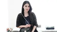 Tampil Tanpa Riasan, Sandra Dewi Dianggap Mirip Song Hye Kyo