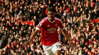 Klip gol pertama Manchester United ke gawang Arsenal yang dibuat Marcus Rashford akibat kecerobohan Hector Bellerin, Minggu (28/2/2016).