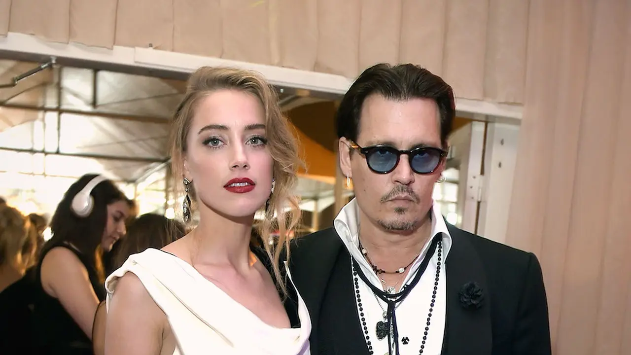 [Bintang] Johnny Depp dan Amber Heard