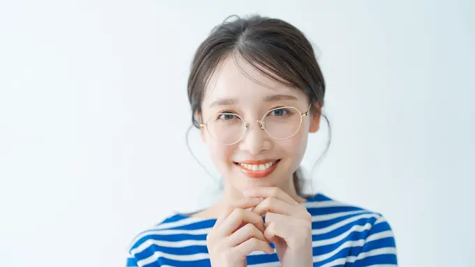 polos kaca mata cantik