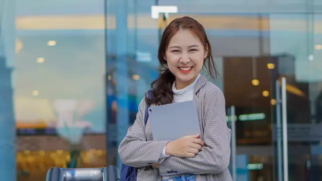 perempuan dan april tablet