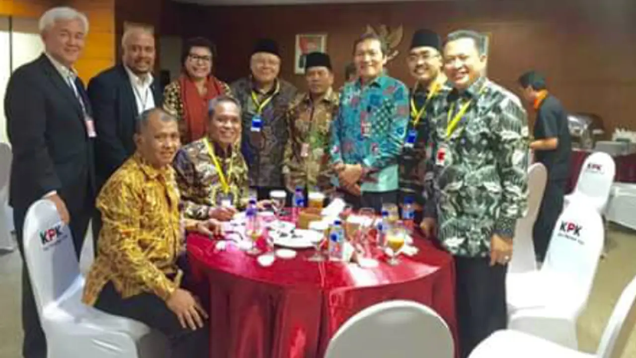 I Putu Sudiartana saat buka bersama dengan KPK