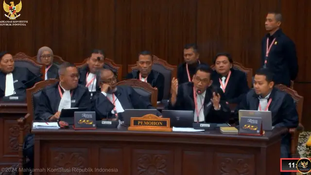Tim Hukum Anies-Muhaimin, Refly Harun meminta majelis hakim memperingatkan sikap dari tim hukum Prabowo-Gibran Hotman Paris Hutapea di persidangan.