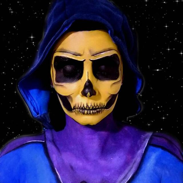 6 Ilusi Optik Makeup Wanita Ini Seram Sekaligus Unik, Bikin Kagum