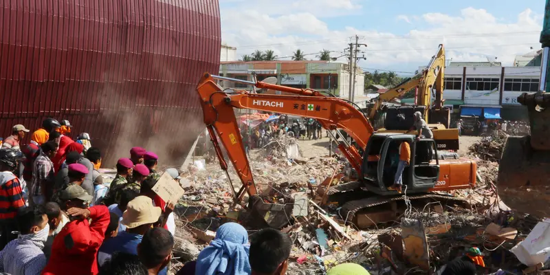 20161208- Tim SAR Terus Cari Korban Gempa Aceh- Eskavator-Aceh- Angga Yuniar