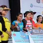 Para pemenang lomba lari Bhayangkara Run 2017 mendapatkan hadiah total Rp 217 juta. (dok. Polri.go.id)