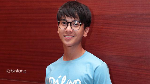 Bikin Baper, Ini Aksi Iqbaal Ramadhan Nyanyikan OST Dilan 