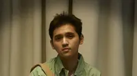 Syahravi Luncurkan Single Diantara Kata sebagai Tribute untuk Sang Legenda Fariz RM