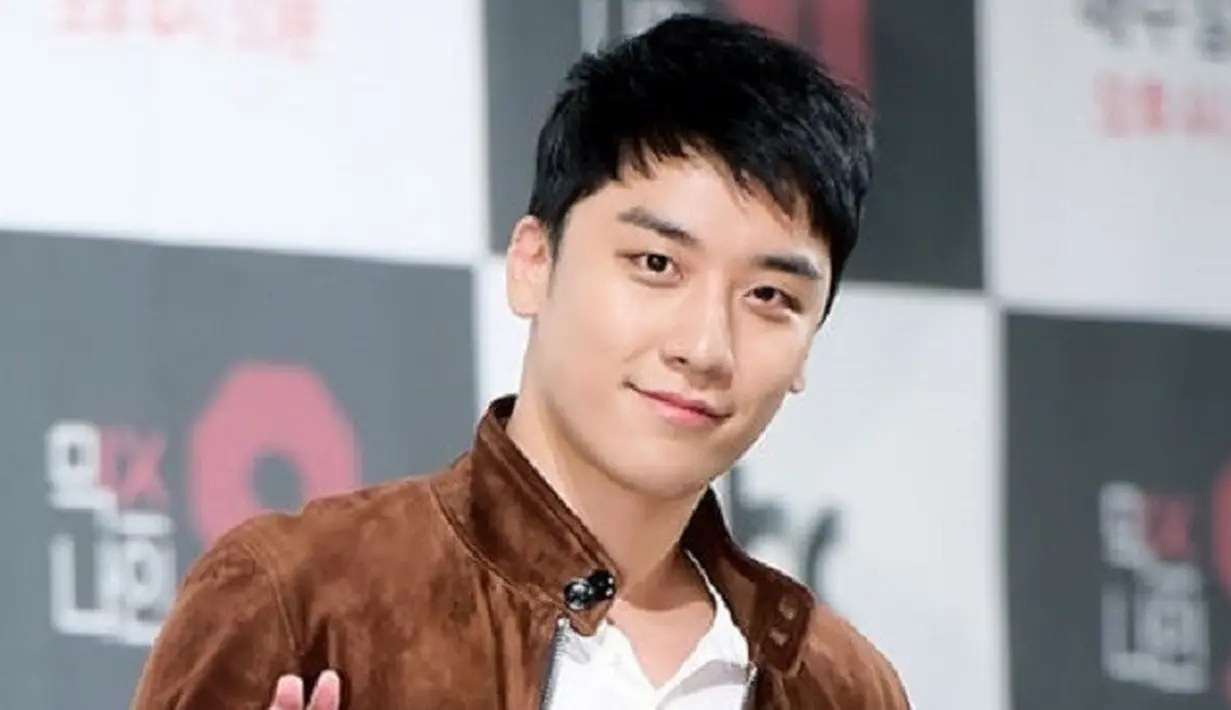 Seungri juga menceritakan bagaimana ia bisa berteman, selain itu maknae BigBang ini mengaku jika sosoknya yang menyenangkan membuat pergaulannya lebih mudah. (Foto: Soompi.com)