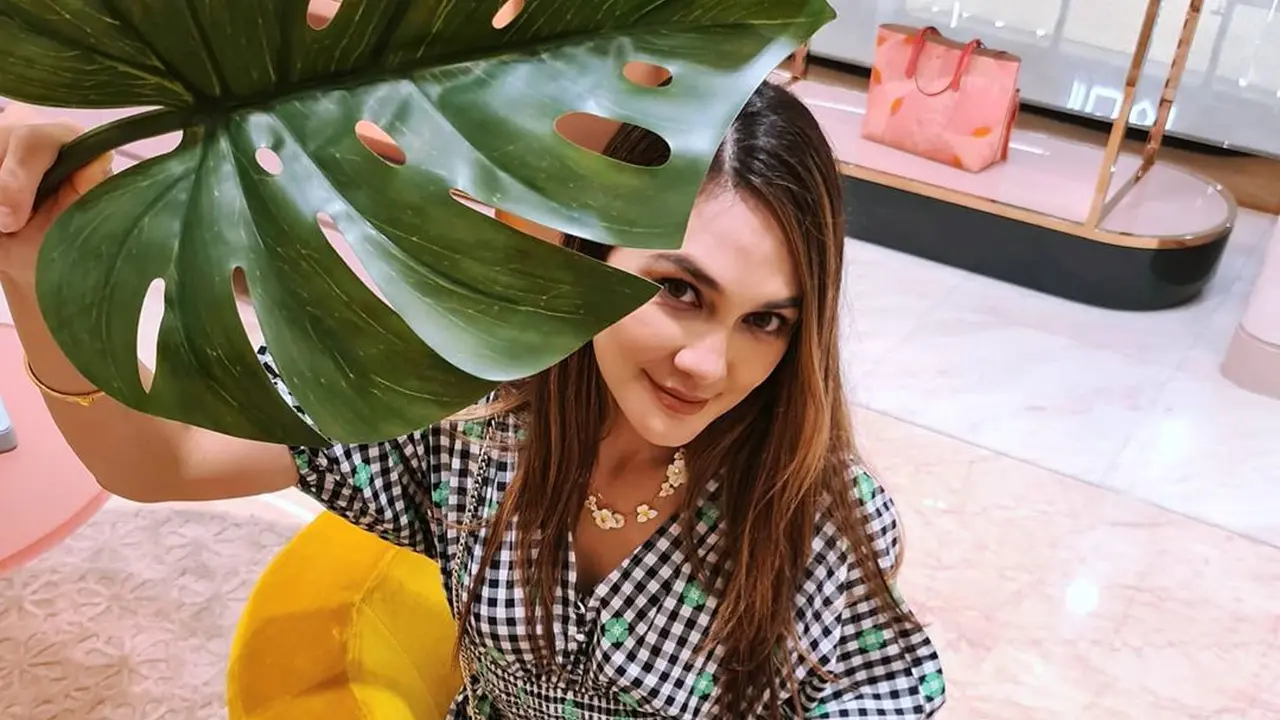 [Fimela] Luna Maya