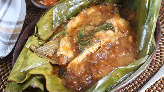 brengkes ikan tempoyak
